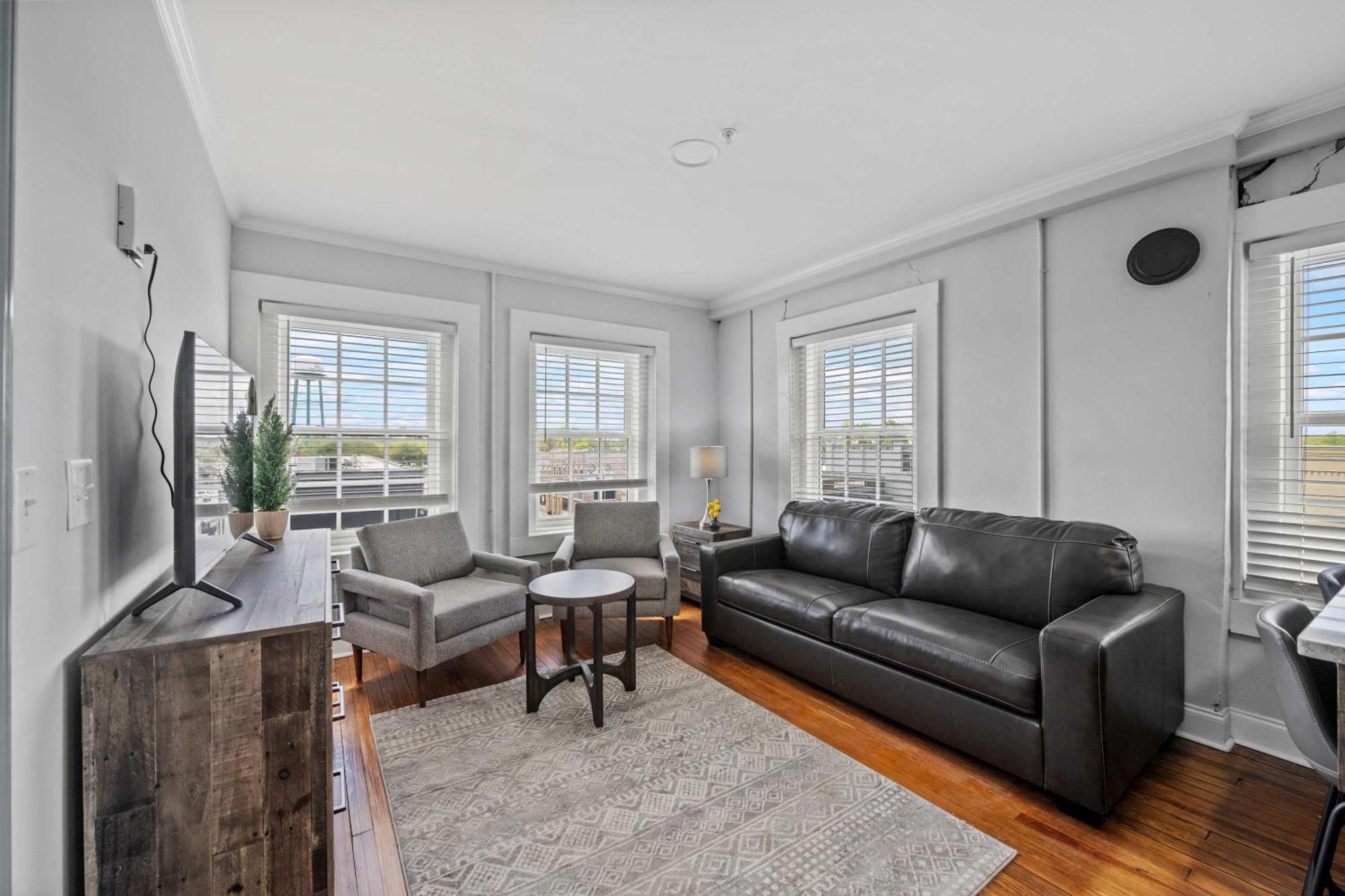 Discover Conway Trendy Downtown Loft Buitenkant foto